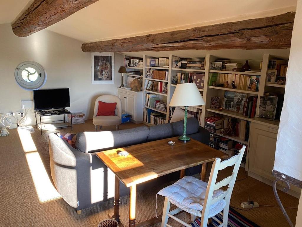 In Gordes, Facing The Entire Luberon Park A Beautiful 5 Bedrooms House 외부 사진