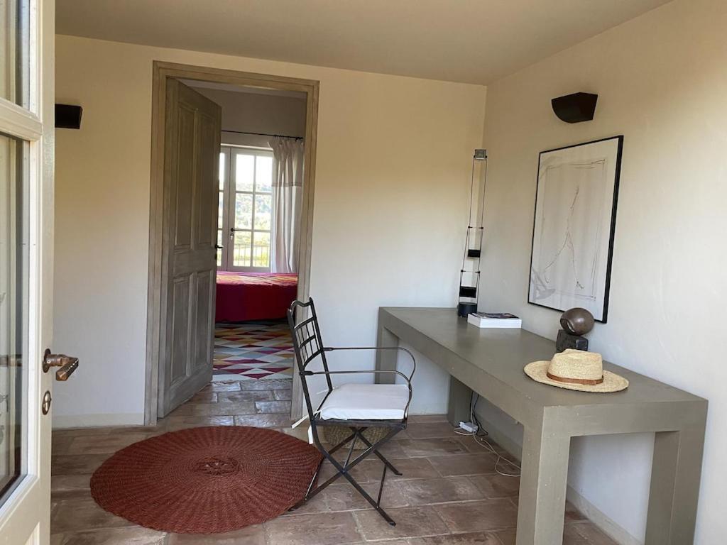 In Gordes, Facing The Entire Luberon Park A Beautiful 5 Bedrooms House 외부 사진
