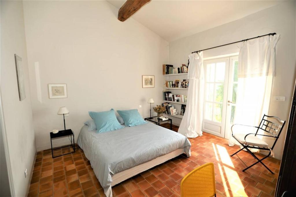In Gordes, Facing The Entire Luberon Park A Beautiful 5 Bedrooms House 외부 사진